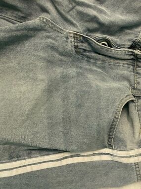 American Eagle Outfitters Light Blue Straight Leg Jeans